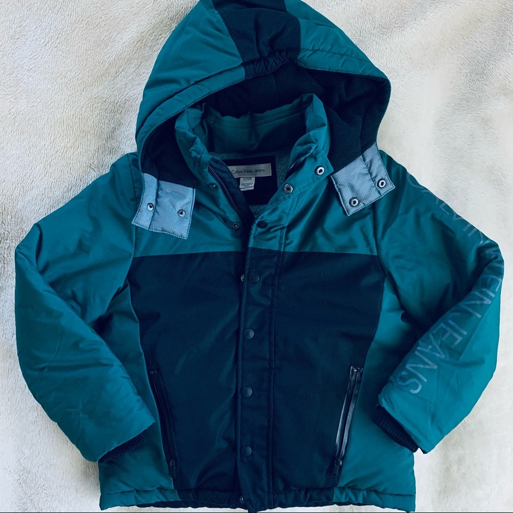 Calvin Klein Boys Puffer Jacket Size S/P (8)
